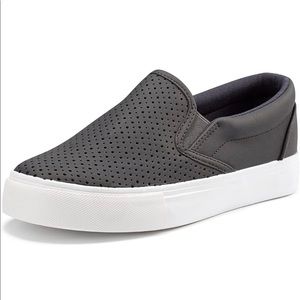 Jenn Ardor slip on loafers, size 7